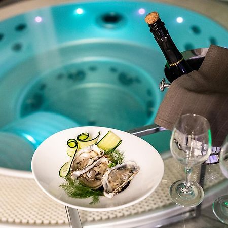 Hotel Ambassador Риччоне Экстерьер фото