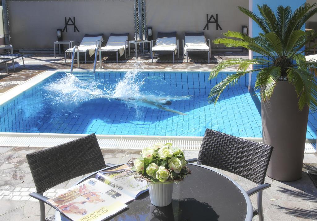 Hotel Ambassador Риччоне Экстерьер фото